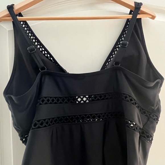 Swimsuits For All Black Lattice Plunge Onepiece - Picture 6 of 9